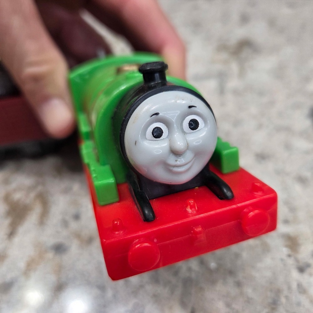Thomas & Friends TrackMaster Percy Working‎ Motorized Train with Cargo Car
